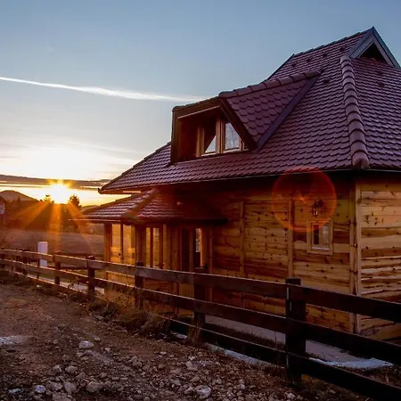 Vikendica Martinovic *