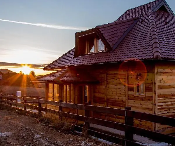 Vikendica Martinovic *